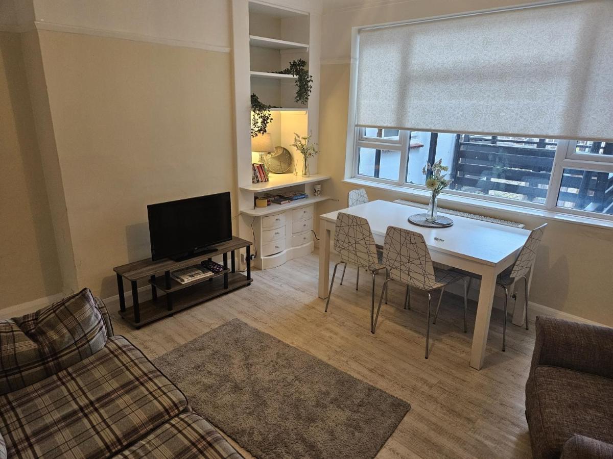 Leigh-On-Sea Retreat - 2 Bedroom Apartment Dış mekan fotoğraf