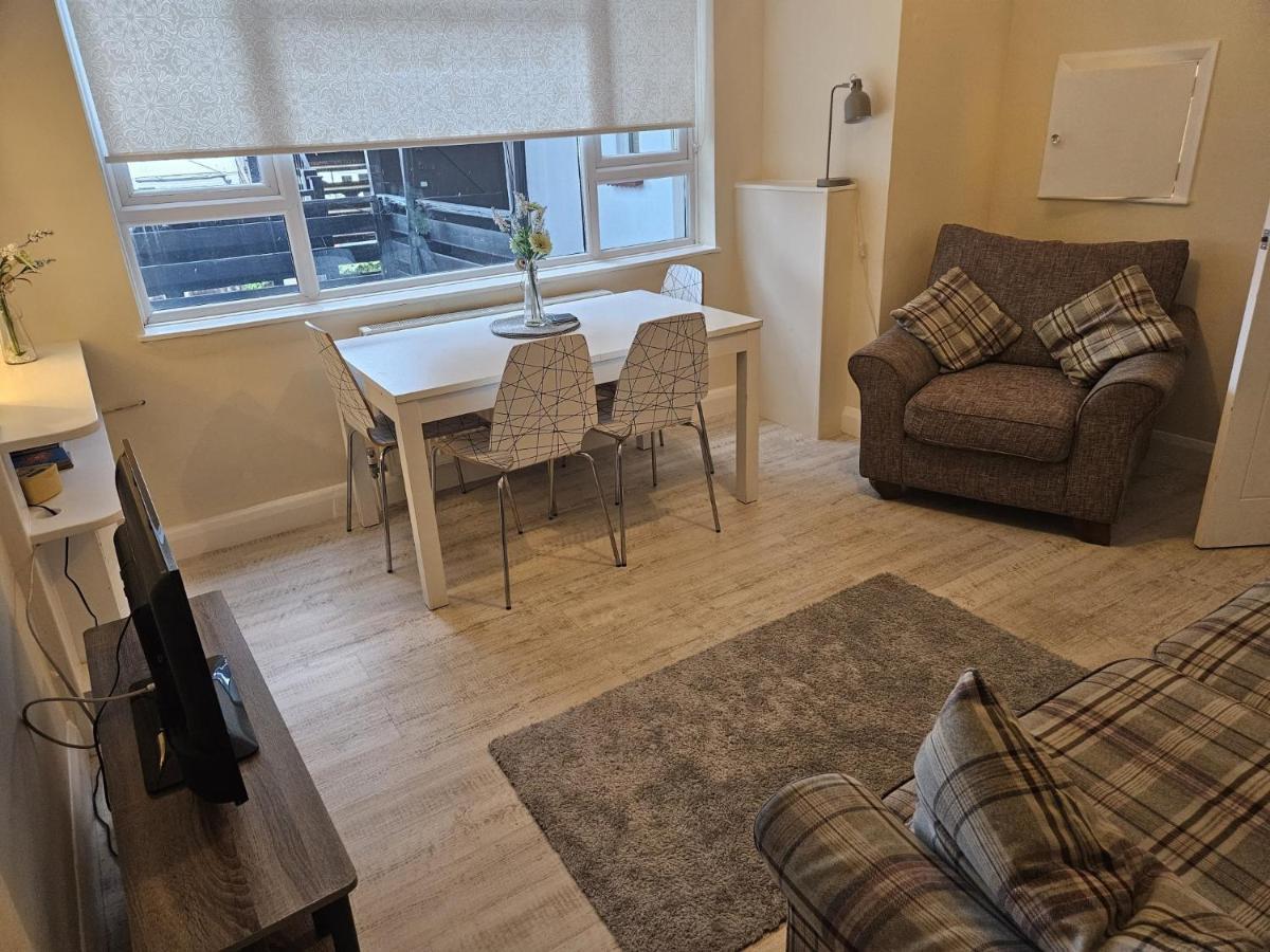 Leigh-On-Sea Retreat - 2 Bedroom Apartment Dış mekan fotoğraf